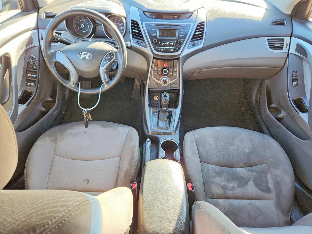 Hyundai ELANTRA Se
