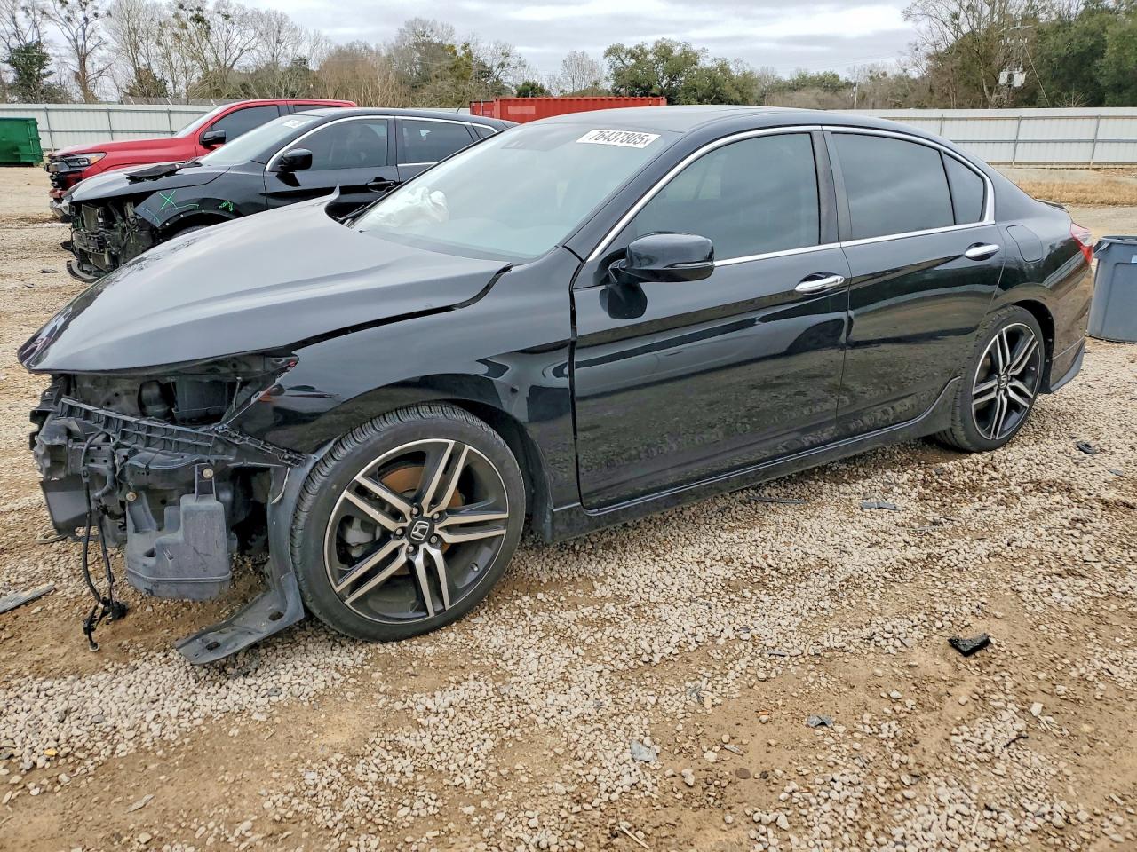 Salvage Honda Accord Image