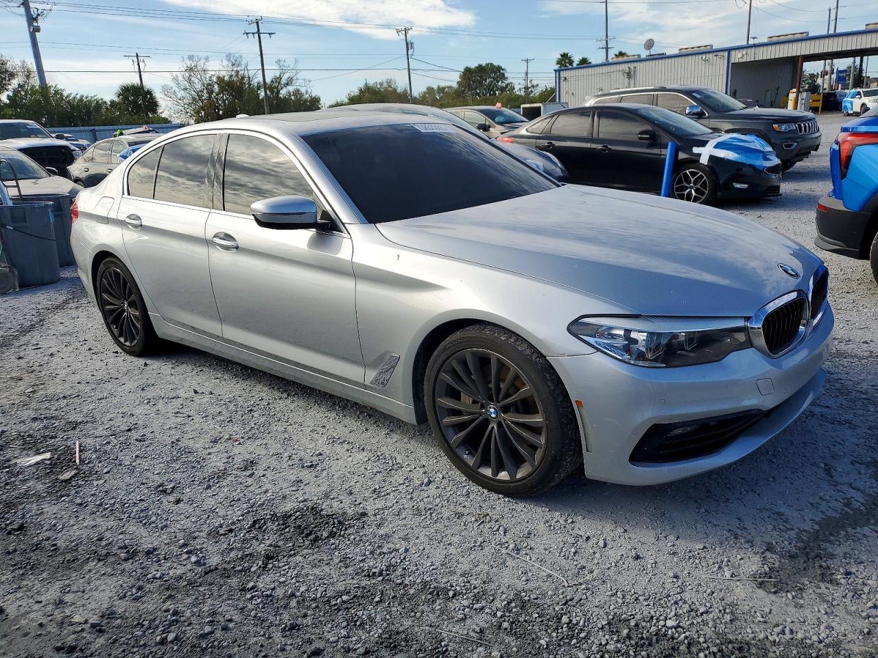 BMW 5 Series Xi