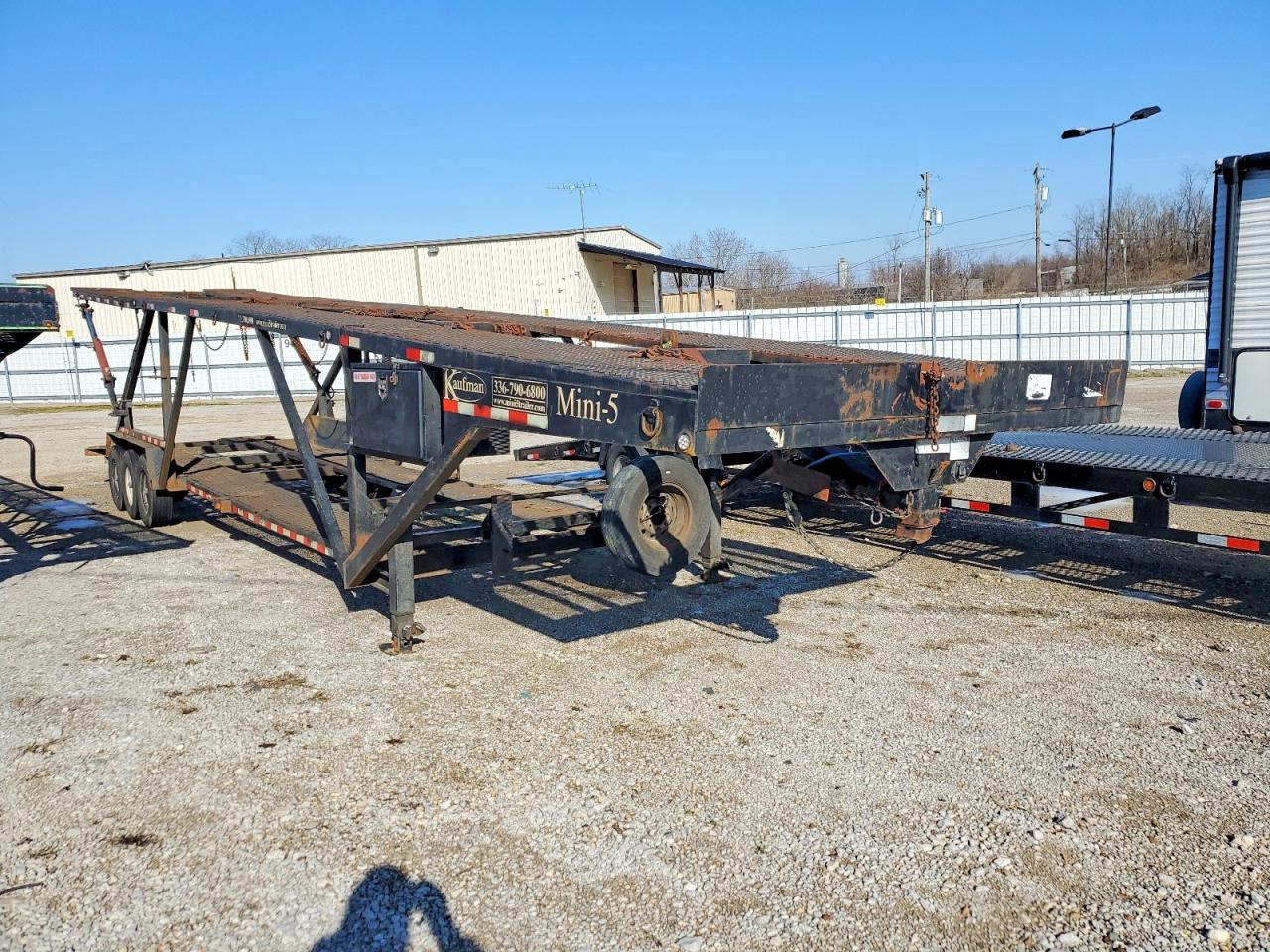 Salvage Kaufman 4 car Trl Image