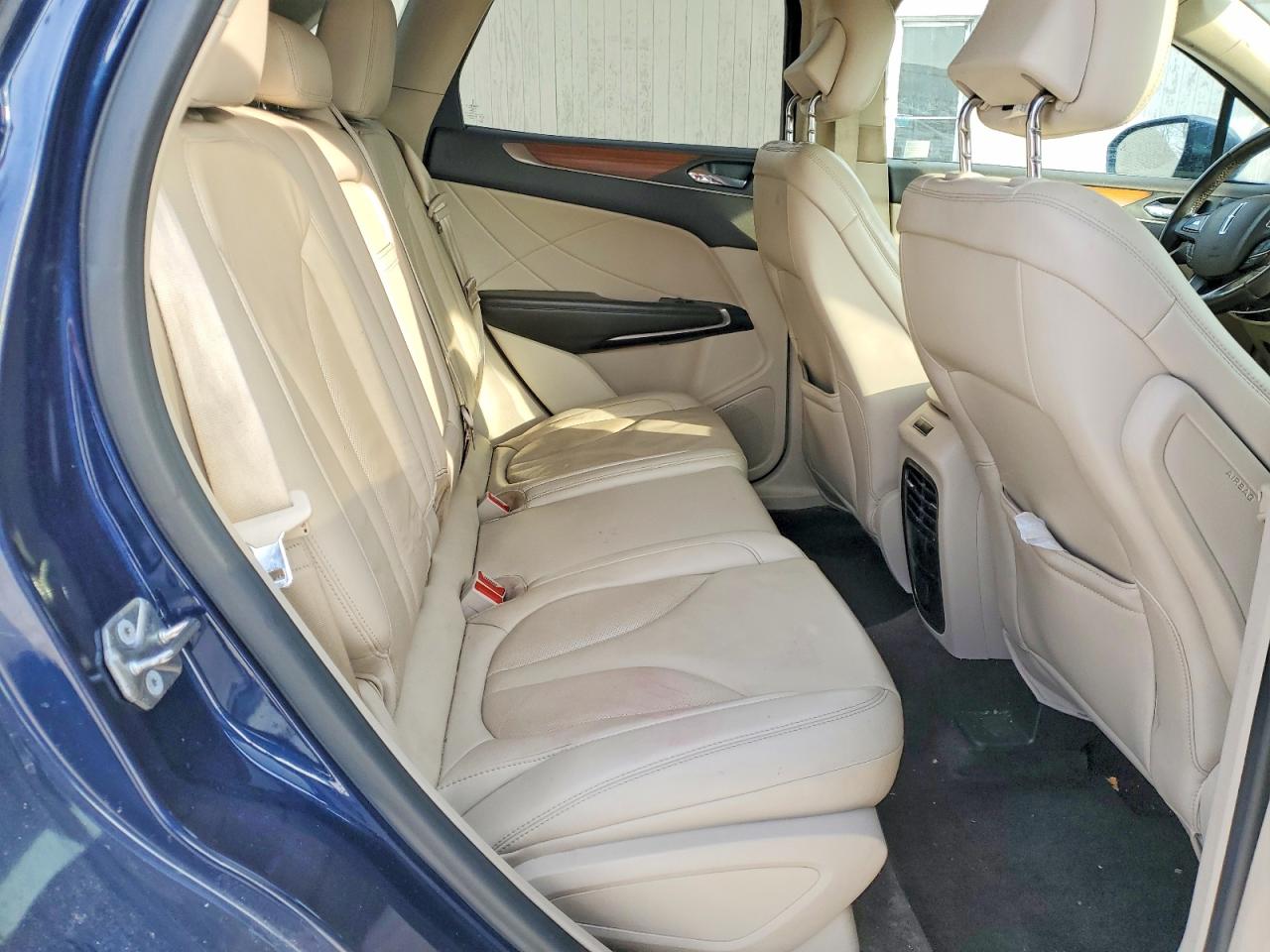 Lincoln MKC Select