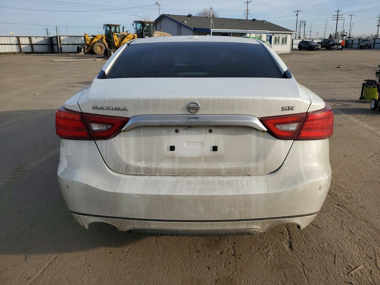 Nissan Maxima