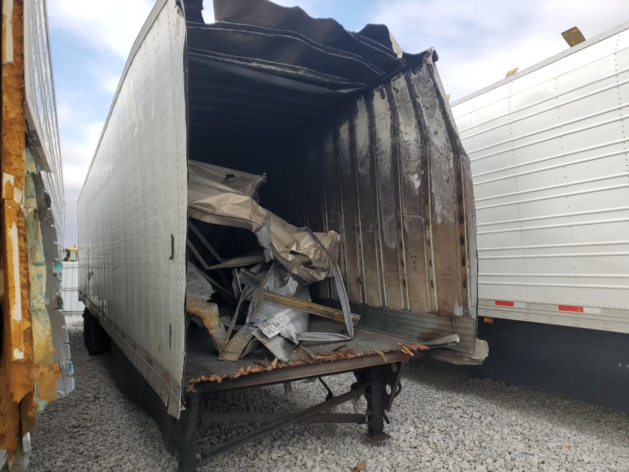Salvage Utility Utility Tr Image