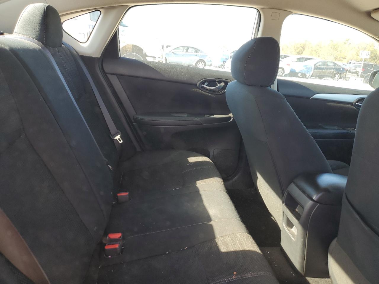 Nissan Sentra S