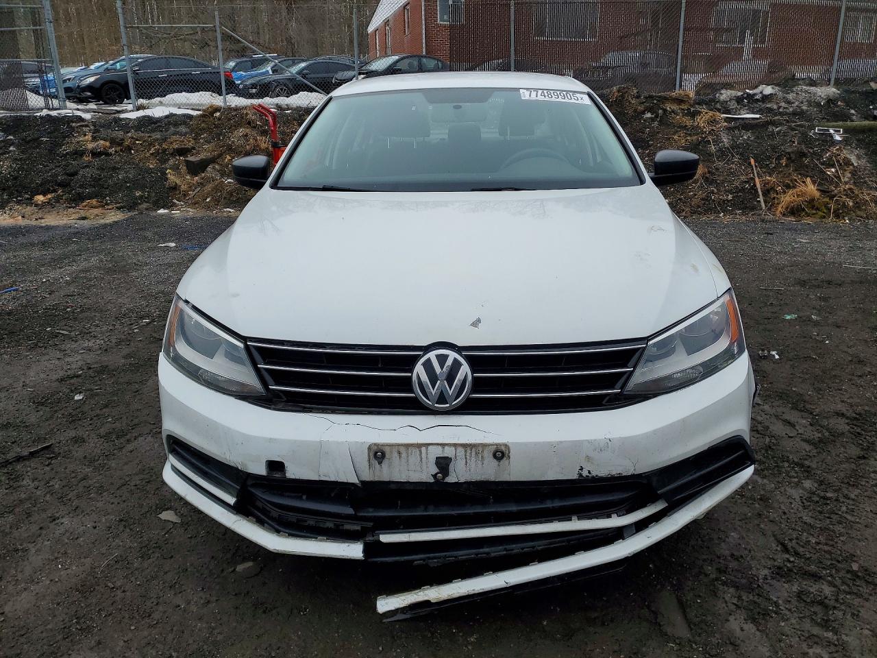 Volkswagen Jetta S