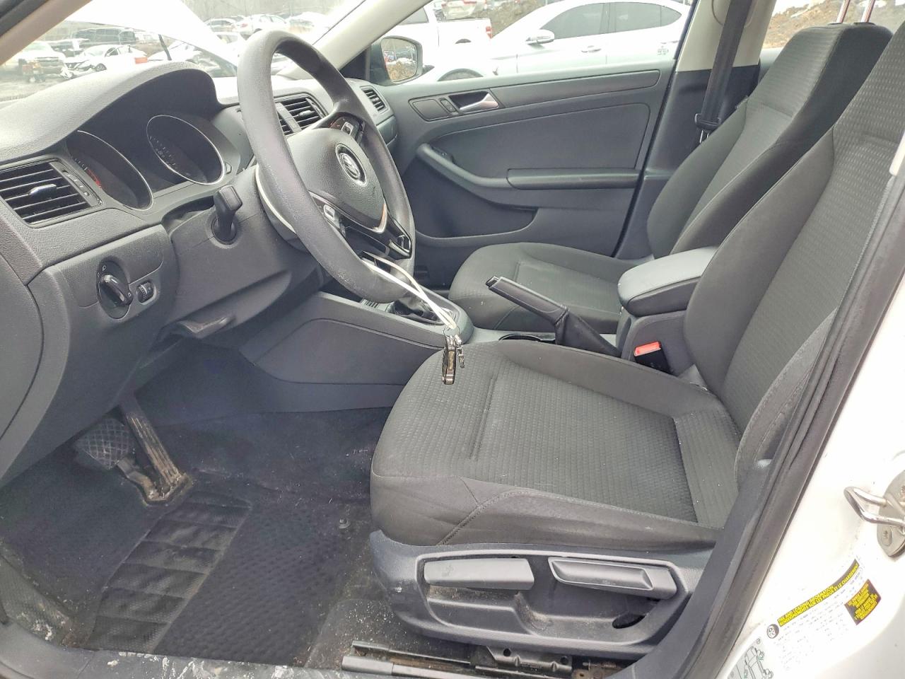 Volkswagen Jetta S