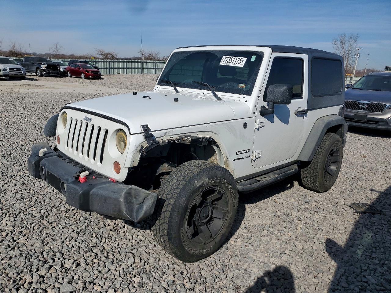 Salvage Jeep Wrangler Image