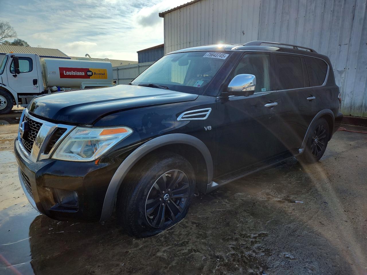 Salvage Nissan Armada Image