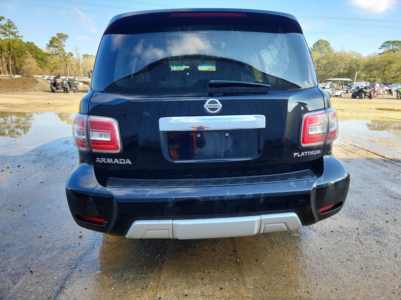Nissan Armada Platinum