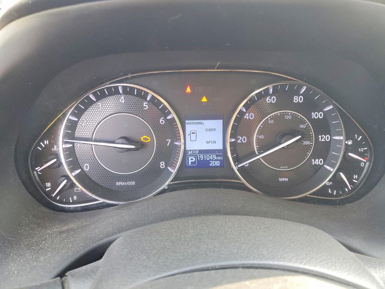 Nissan Armada Platinum
