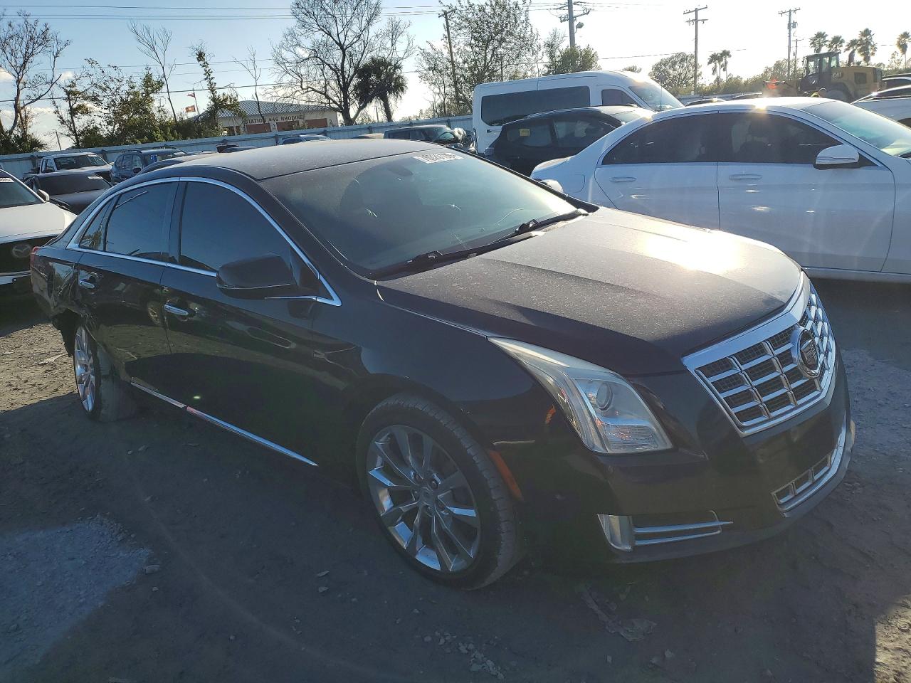 Cadillac XTS Luxury Collection