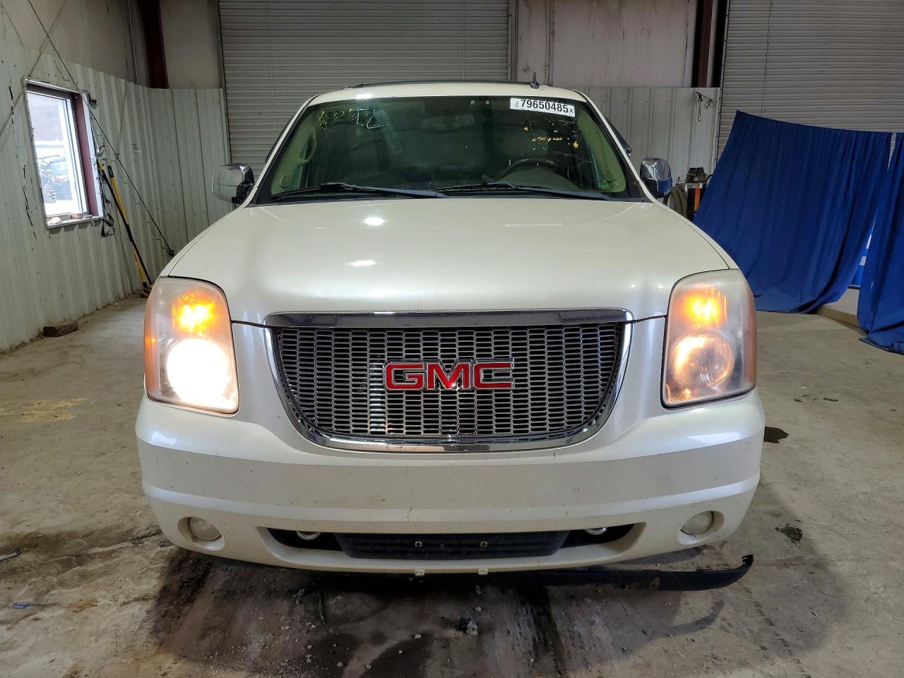 GMC Yukon Slt
