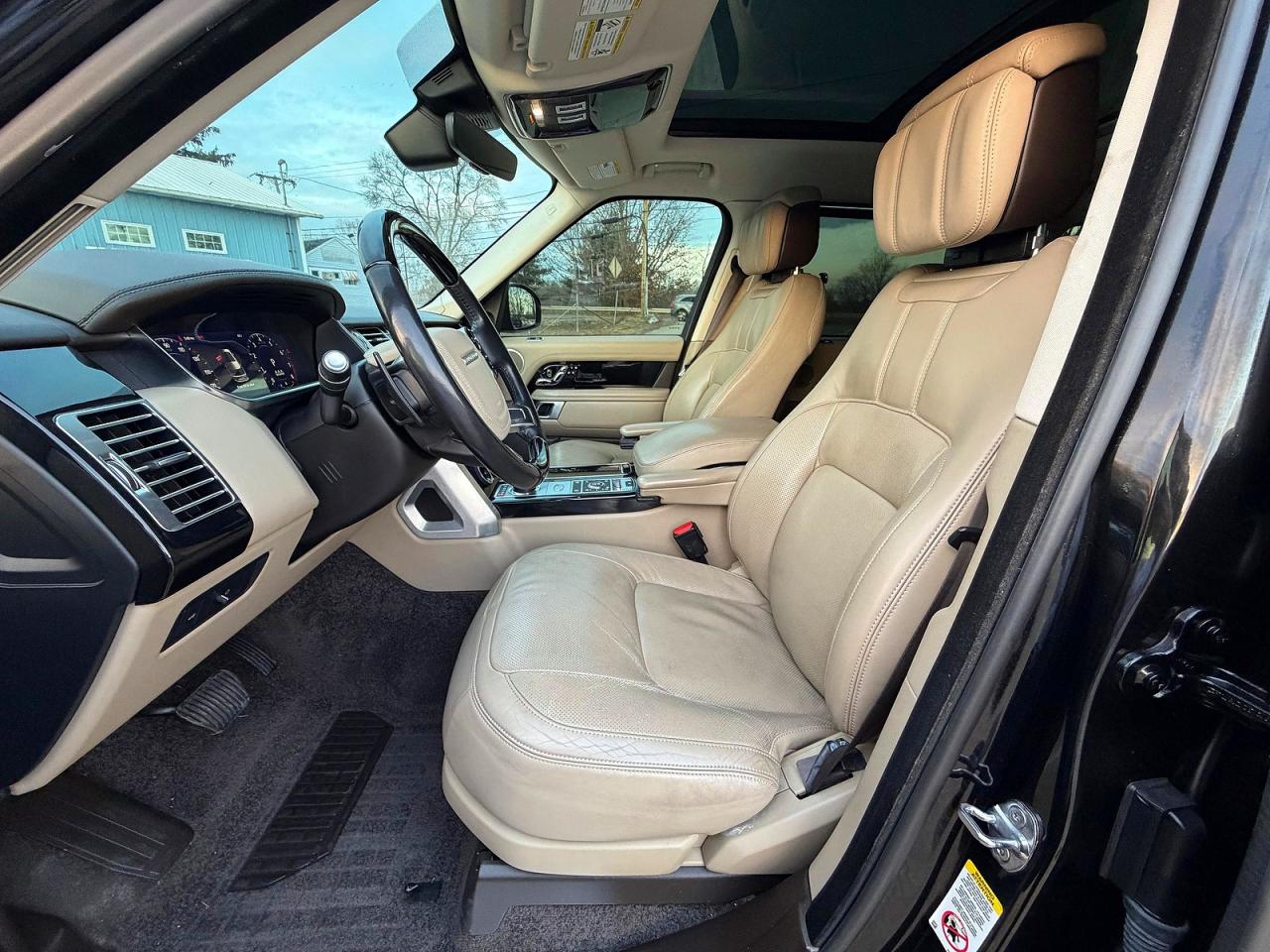 Land Rover Range Rover P525 Hse