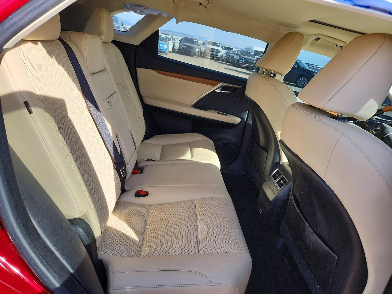 Lexus RX Base