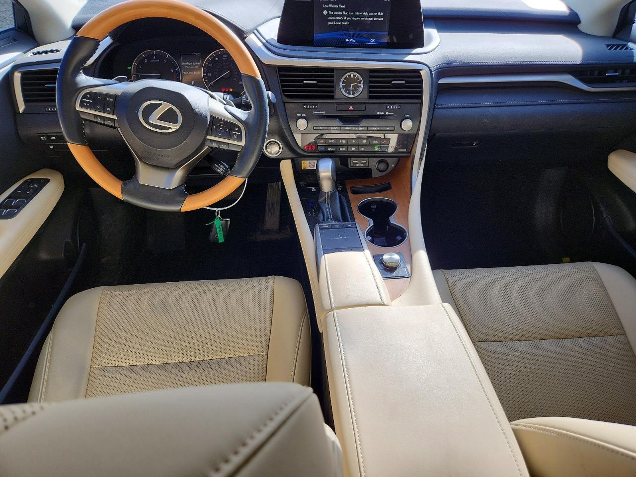 Lexus RX Base