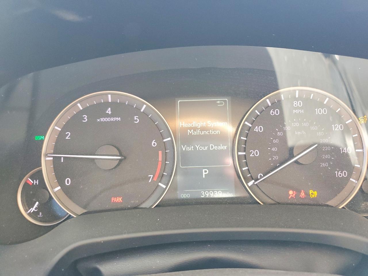Lexus RX Base