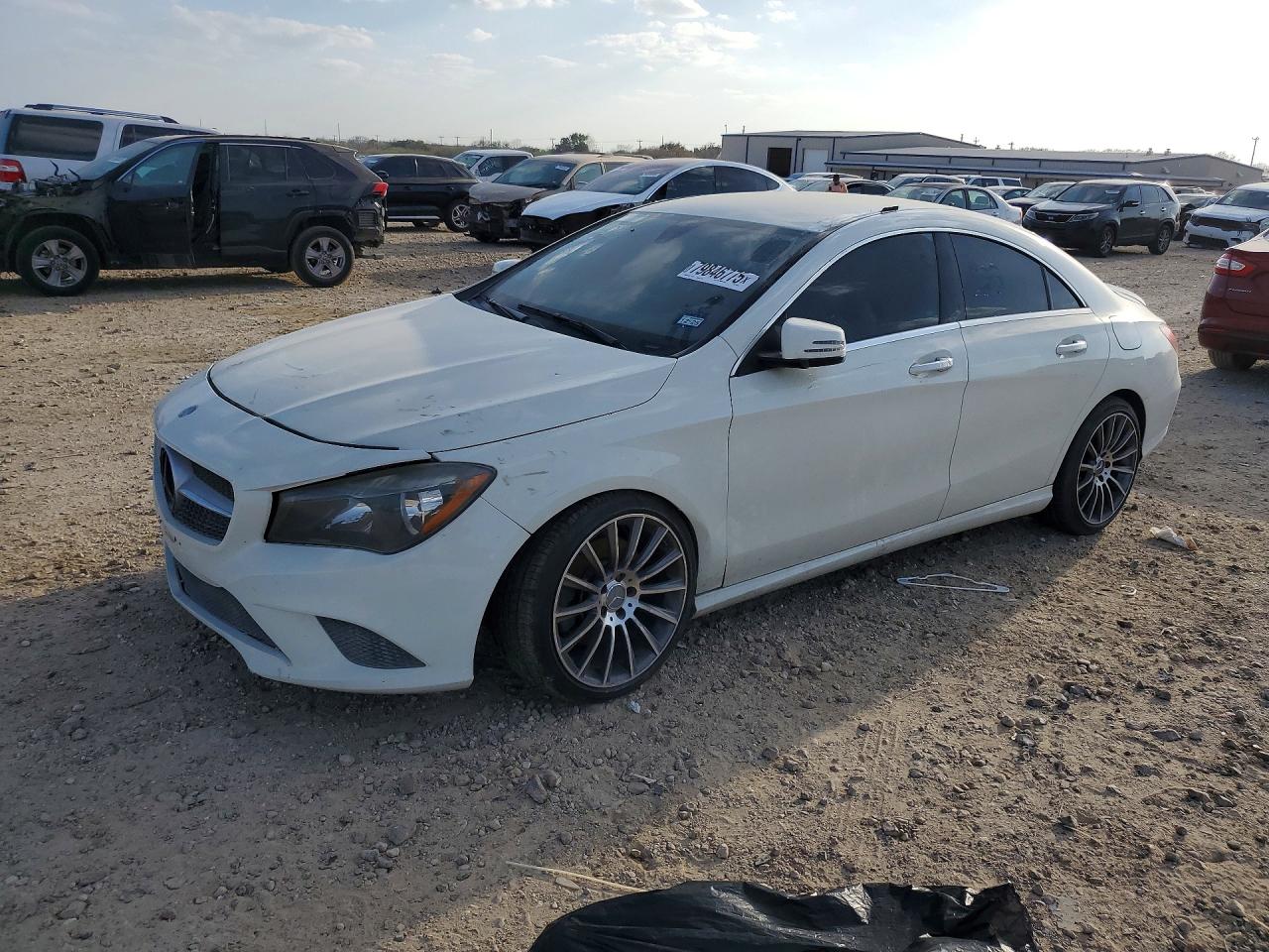 Salvage Mercedes-Benz Cla-class Image