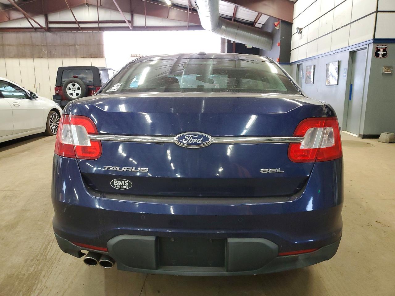 Ford Taurus Sel