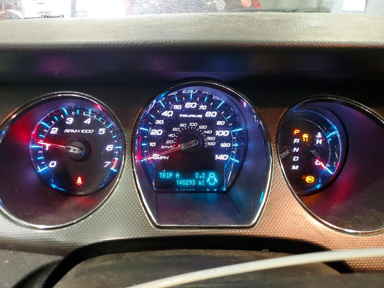 Ford Taurus Sel