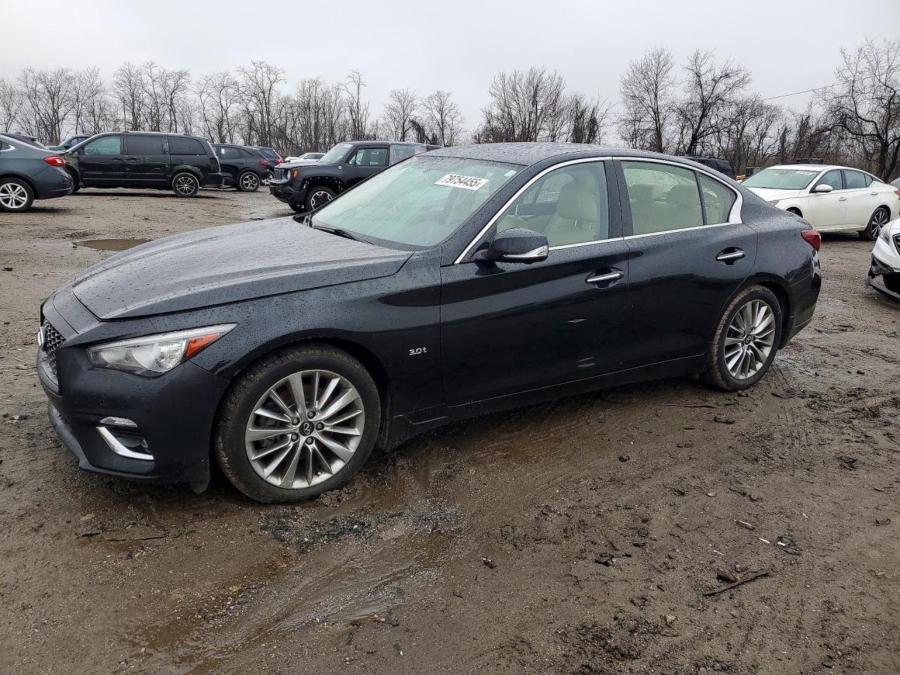 Salvage INFINITI Q50 Image
