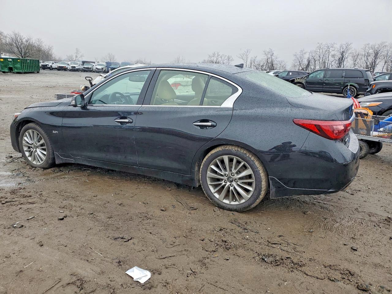INFINITI Q50 3.0t L 3.0t Luxe