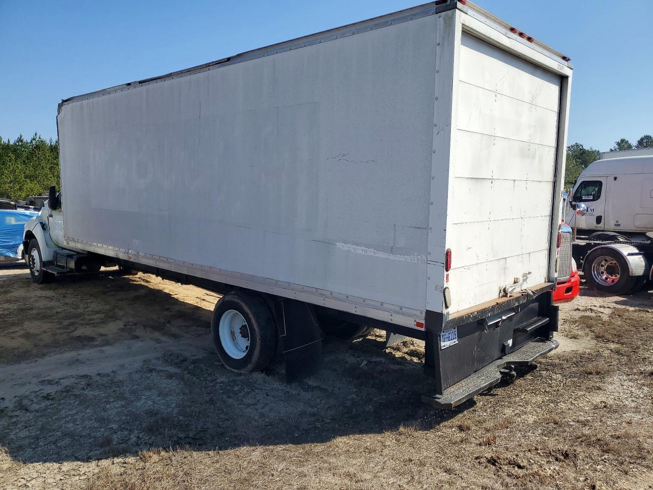 Ford F750 Supe Super Duty