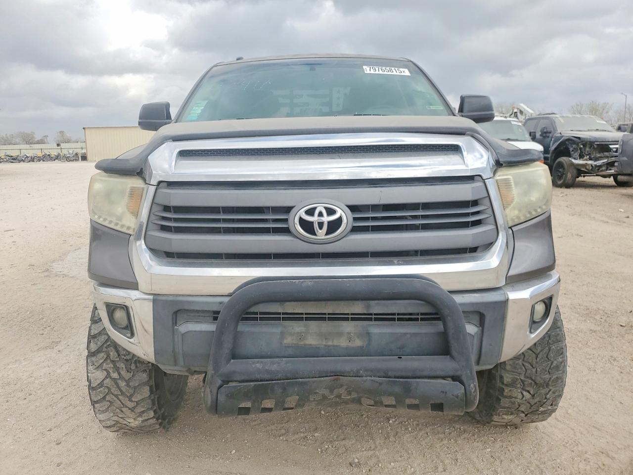 Toyota Tundra Sr5