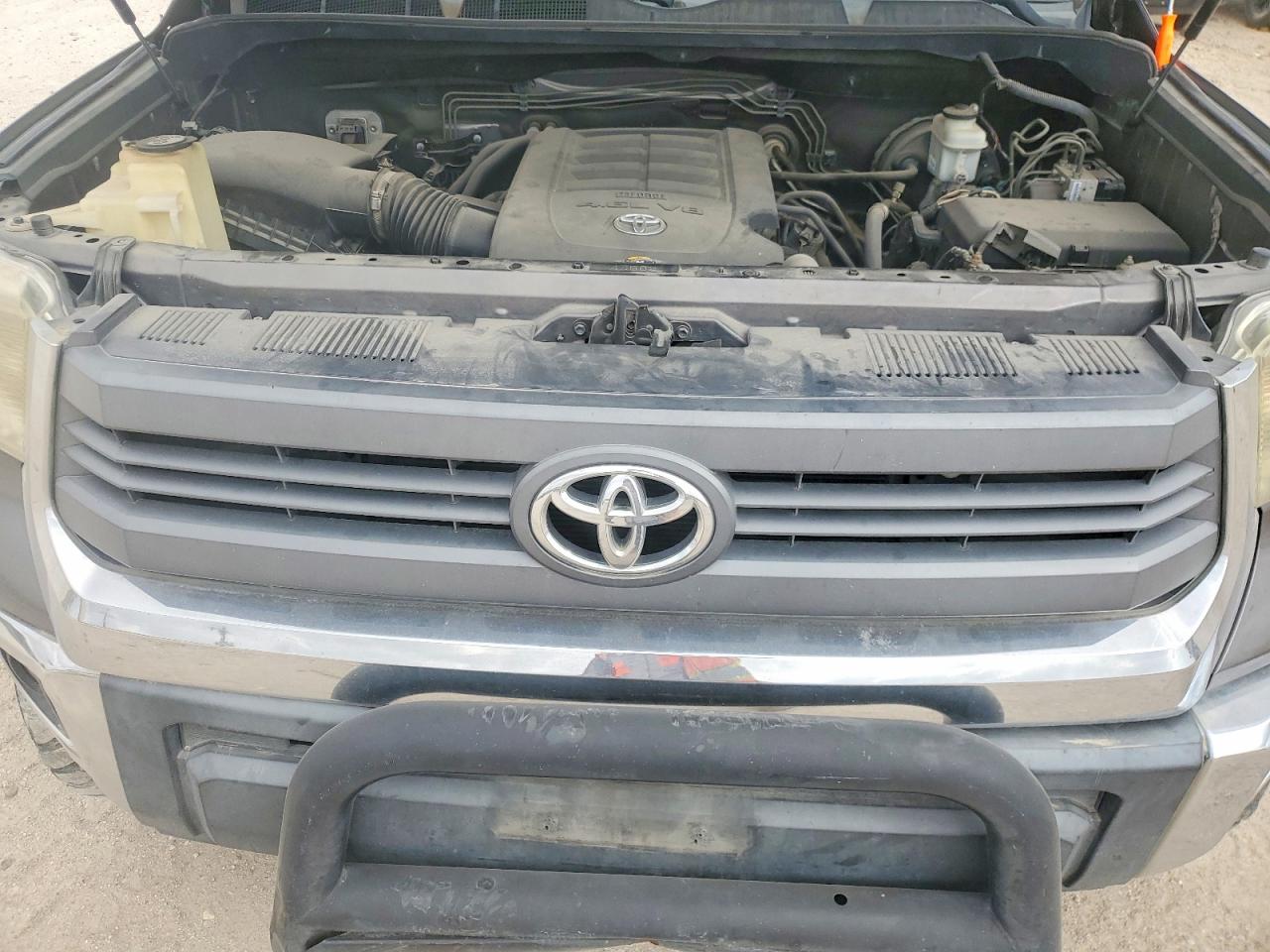Toyota Tundra Sr5
