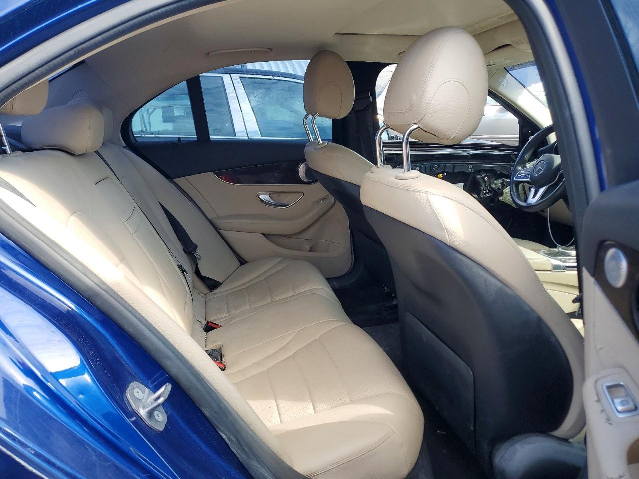 Mercedes-Benz C-Class 300 4matic