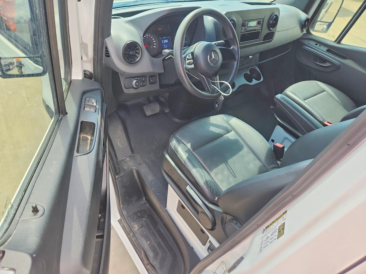 Mercedes-Benz Sprinter 2500