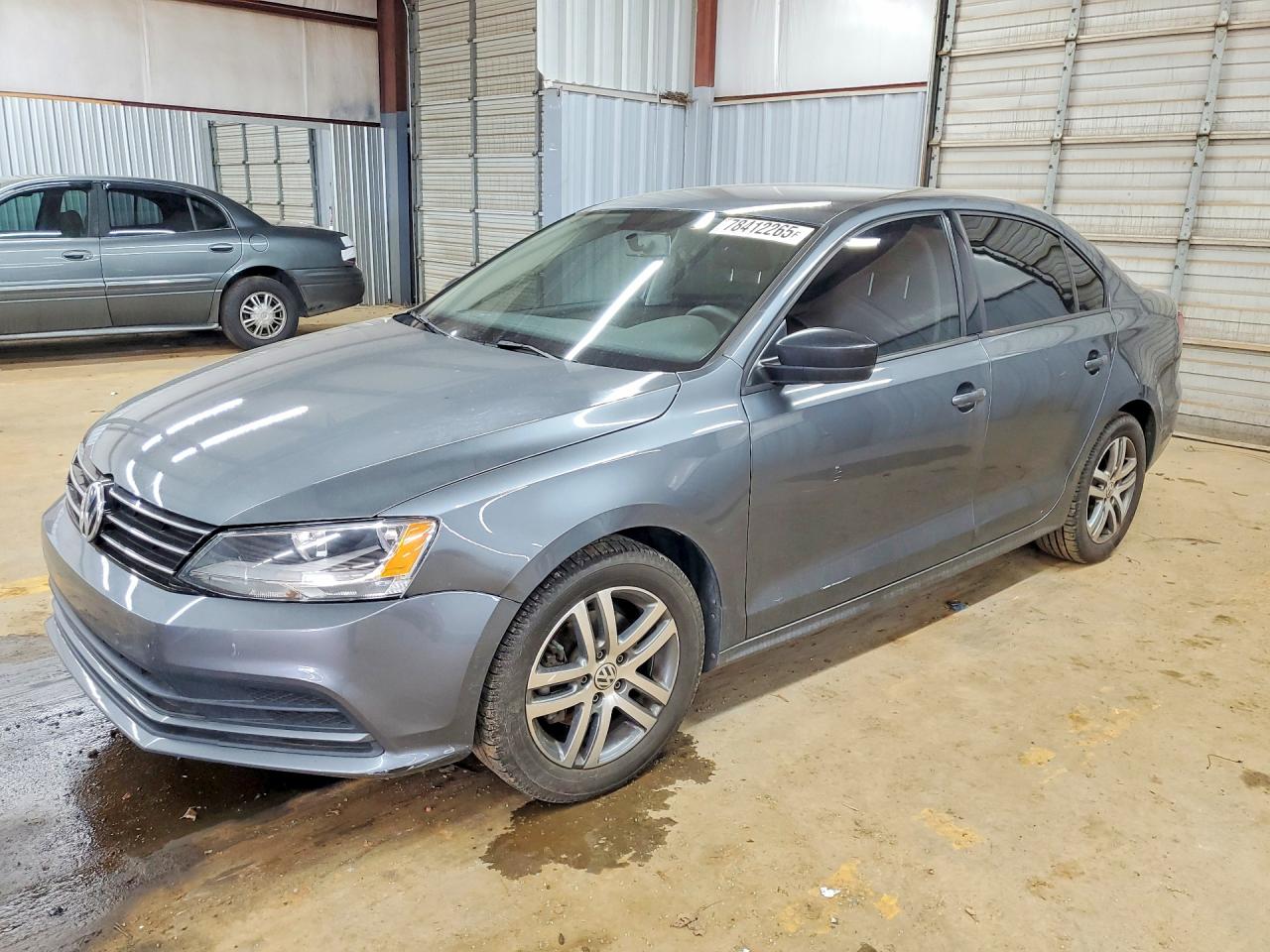 Salvage Volkswagen Jetta Image