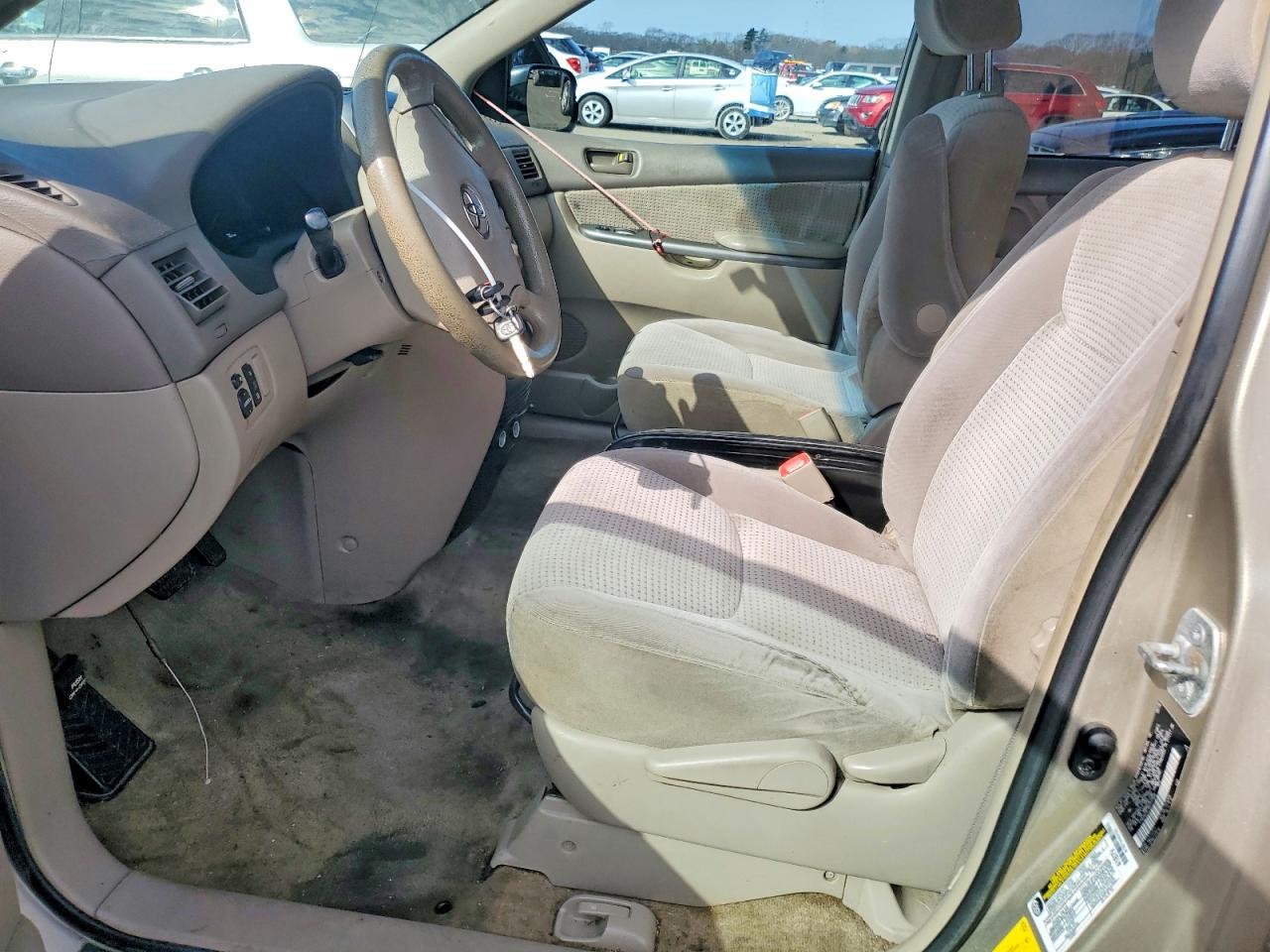 Toyota Sienna Le 7 Passenger