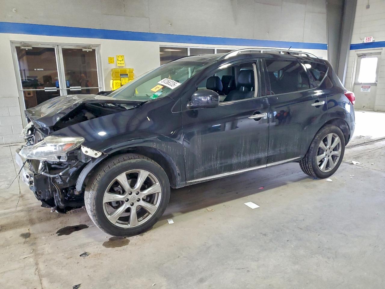 Salvage Nissan Murano Image