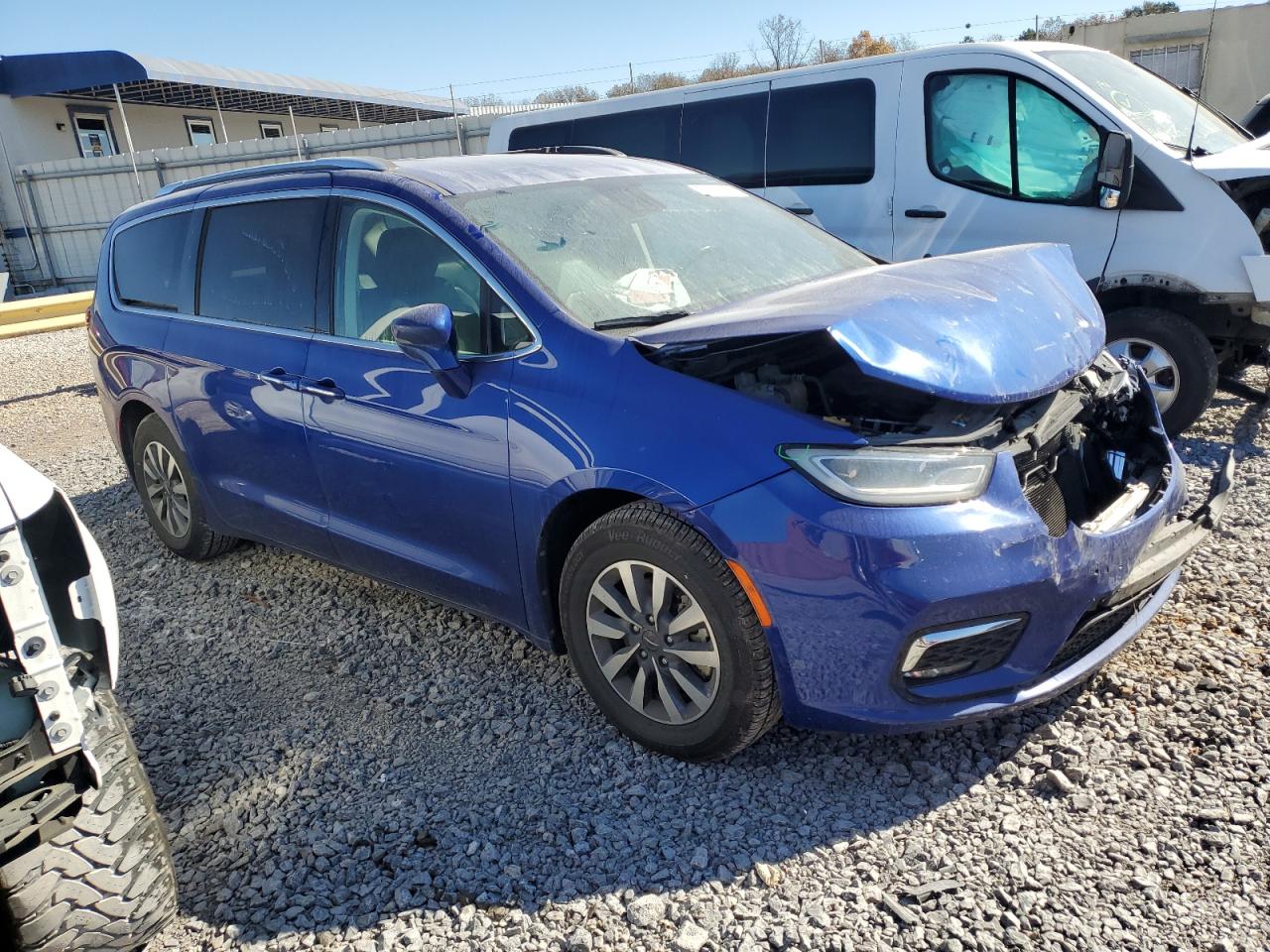 Chrysler Pacifica Touring L