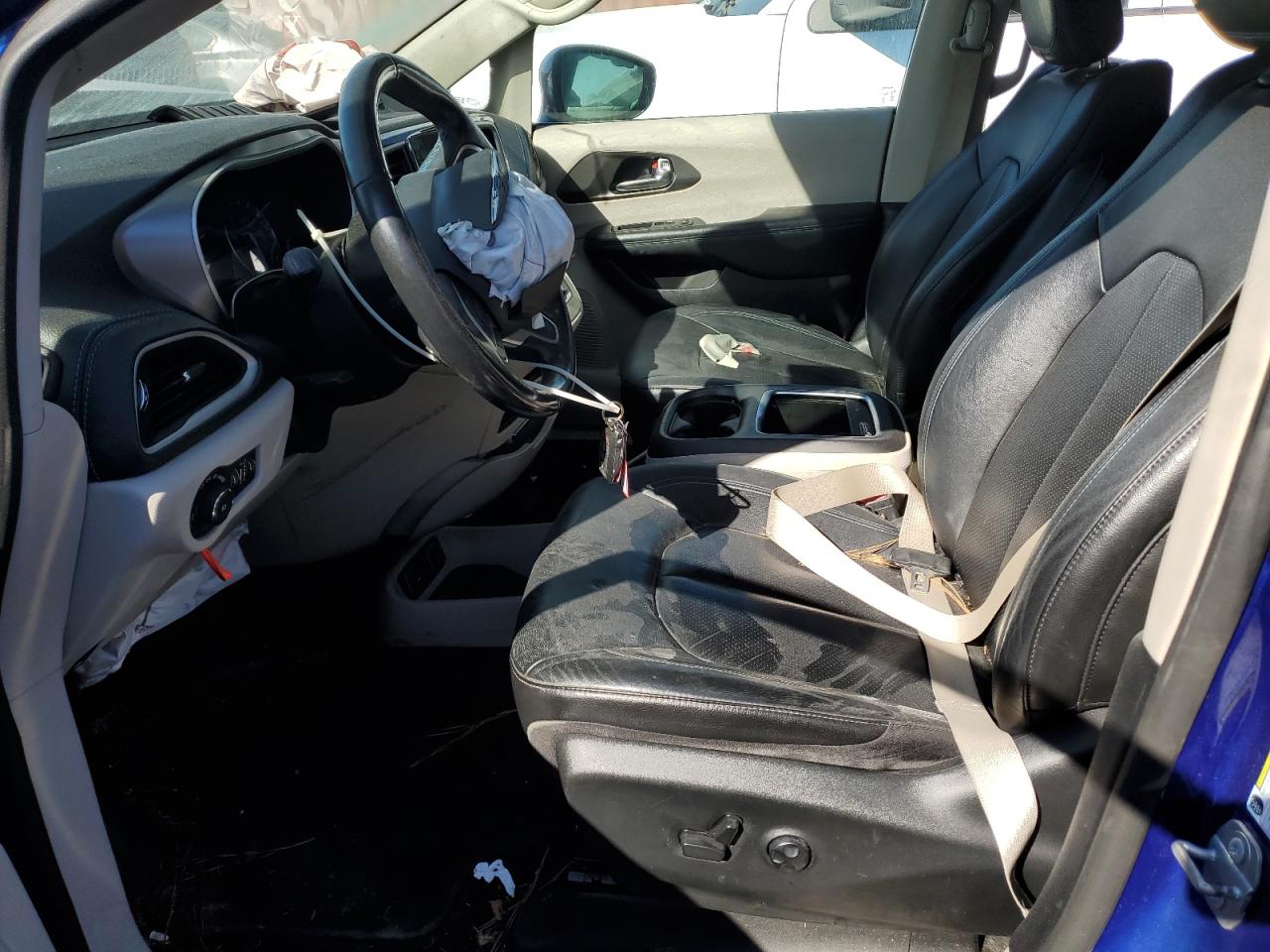 Chrysler Pacifica Touring L