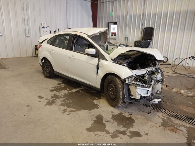 Salvage Ford Focus Image