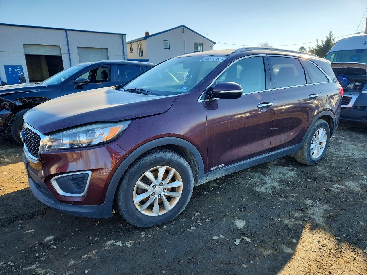 Salvage Kia Sorento Image