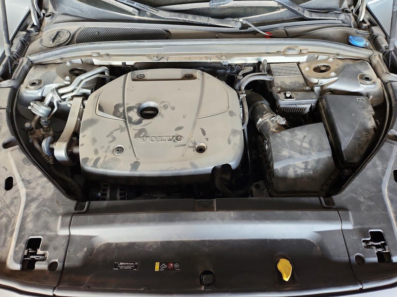 Volvo S90 T5 Momentum