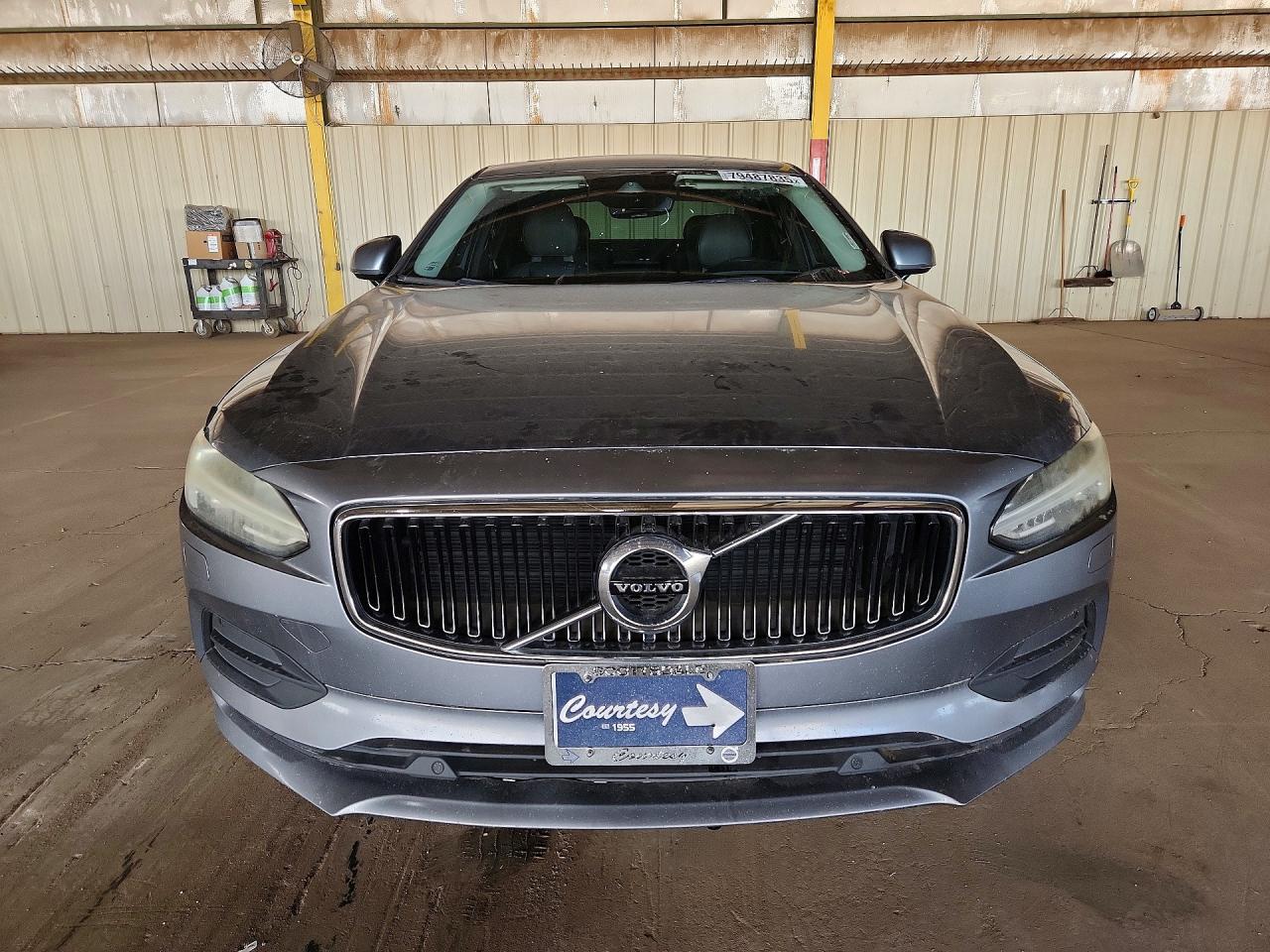 Volvo S90 T5 Momentum