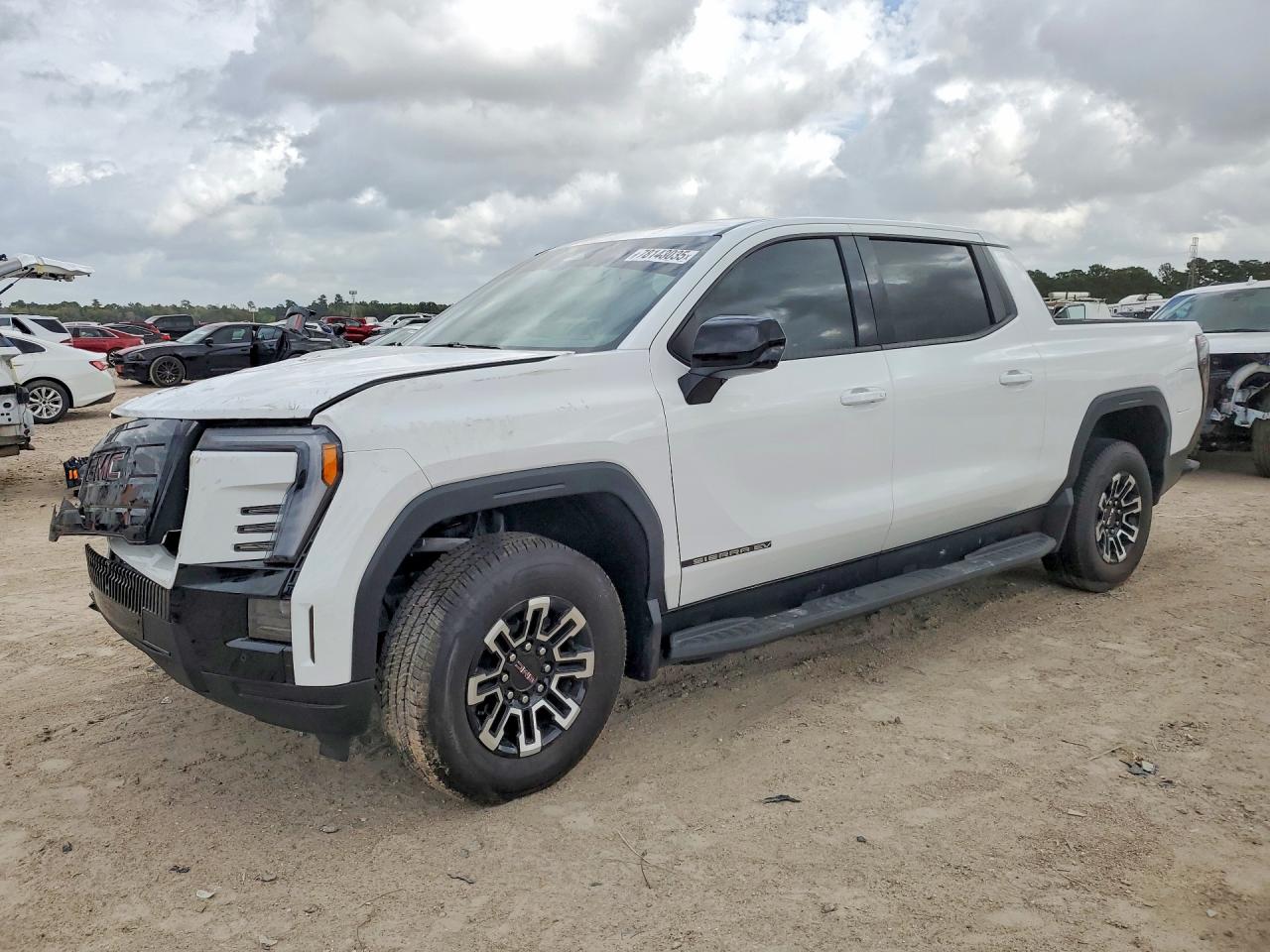Salvage GMC Sierra Ele Image
