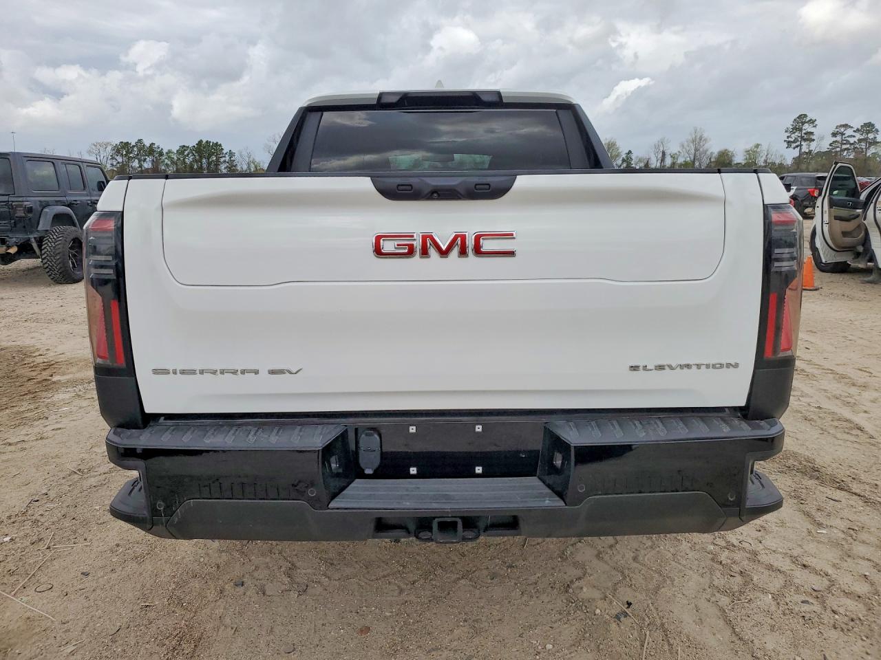 GMC Sierra Ele Elevation