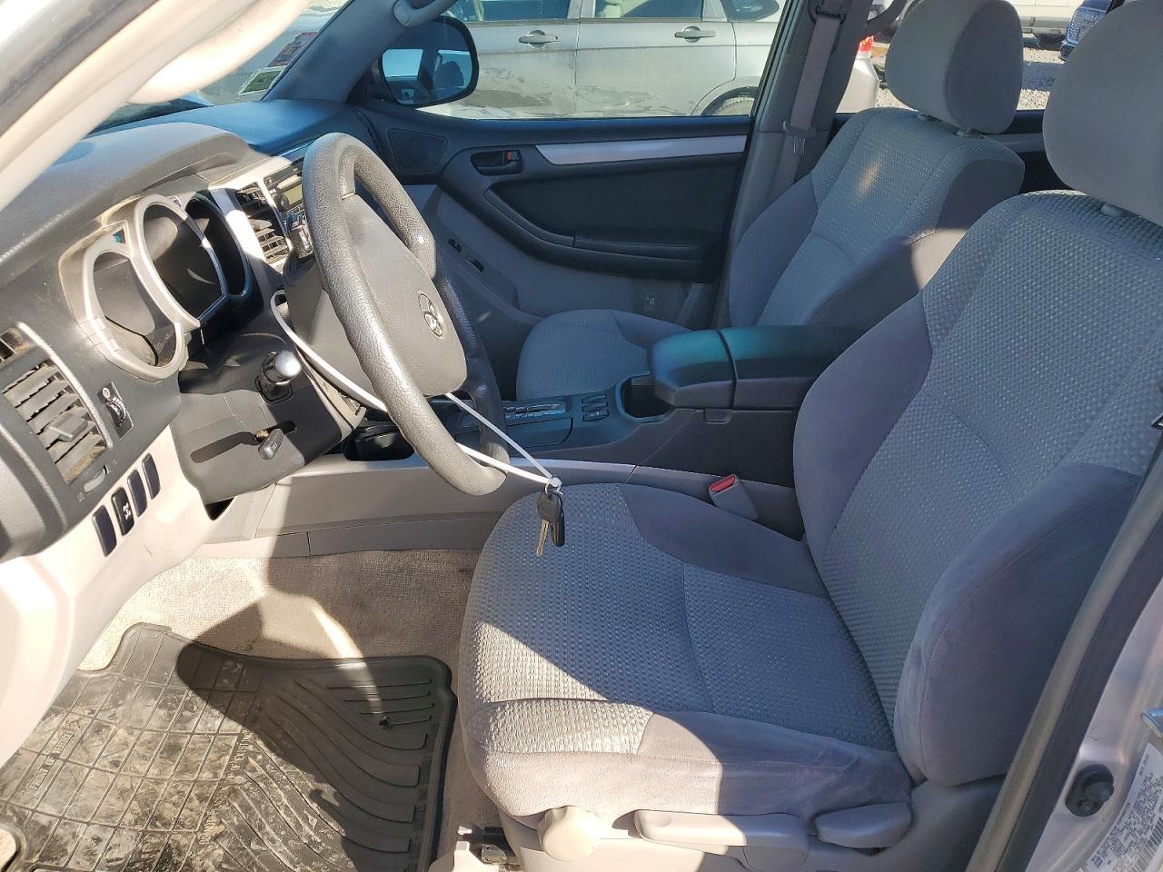 Toyota 4Runner Sr5