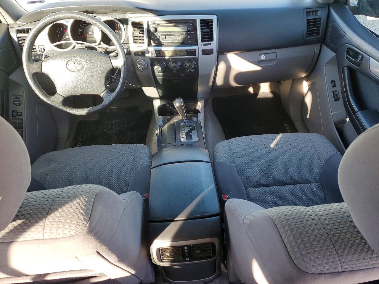 Toyota 4Runner Sr5