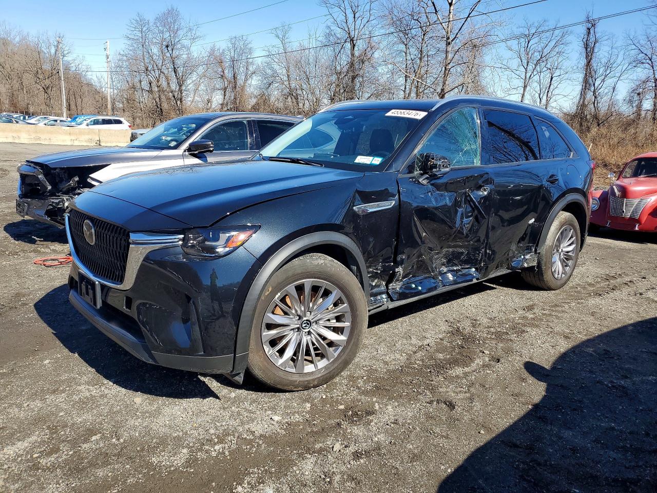 Salvage Mazda Cx Image