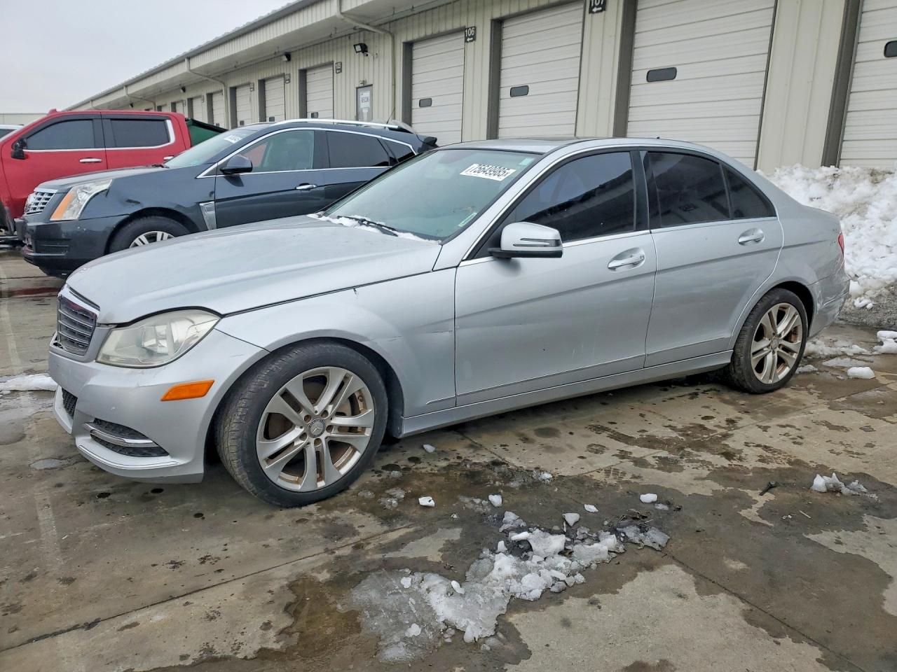 Salvage Mercedes-Benz C-Class Image
