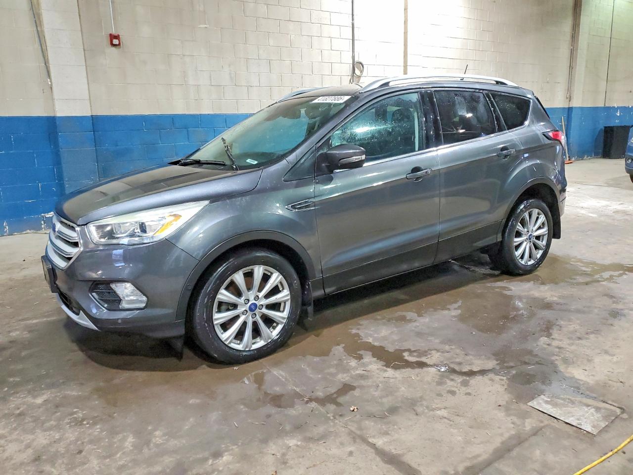 Salvage Ford Escape Image