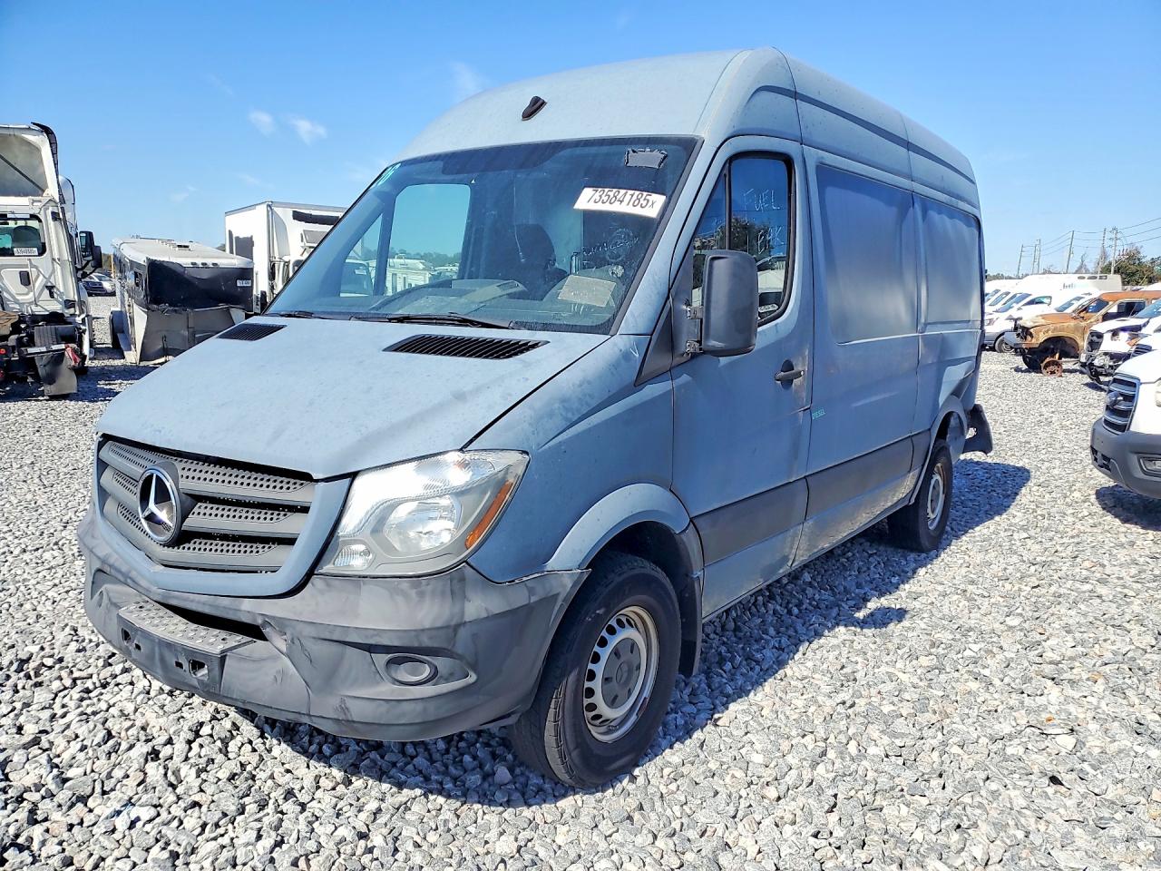 Salvage Mercedes-Benz Sprinter Image