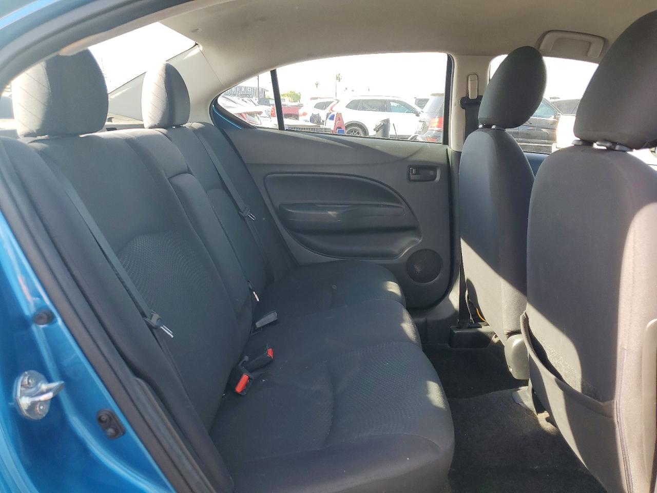 Mitsubishi Mirage G4 Es