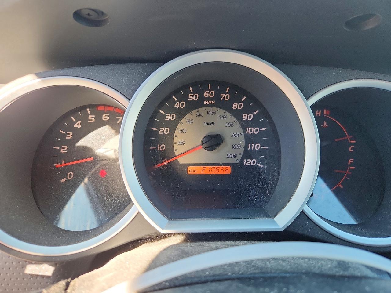Toyota Tacoma V6