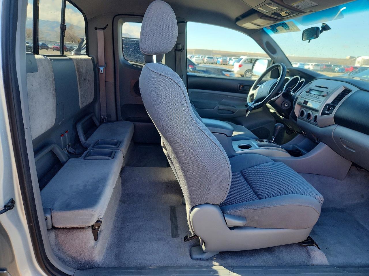 Toyota Tacoma V6